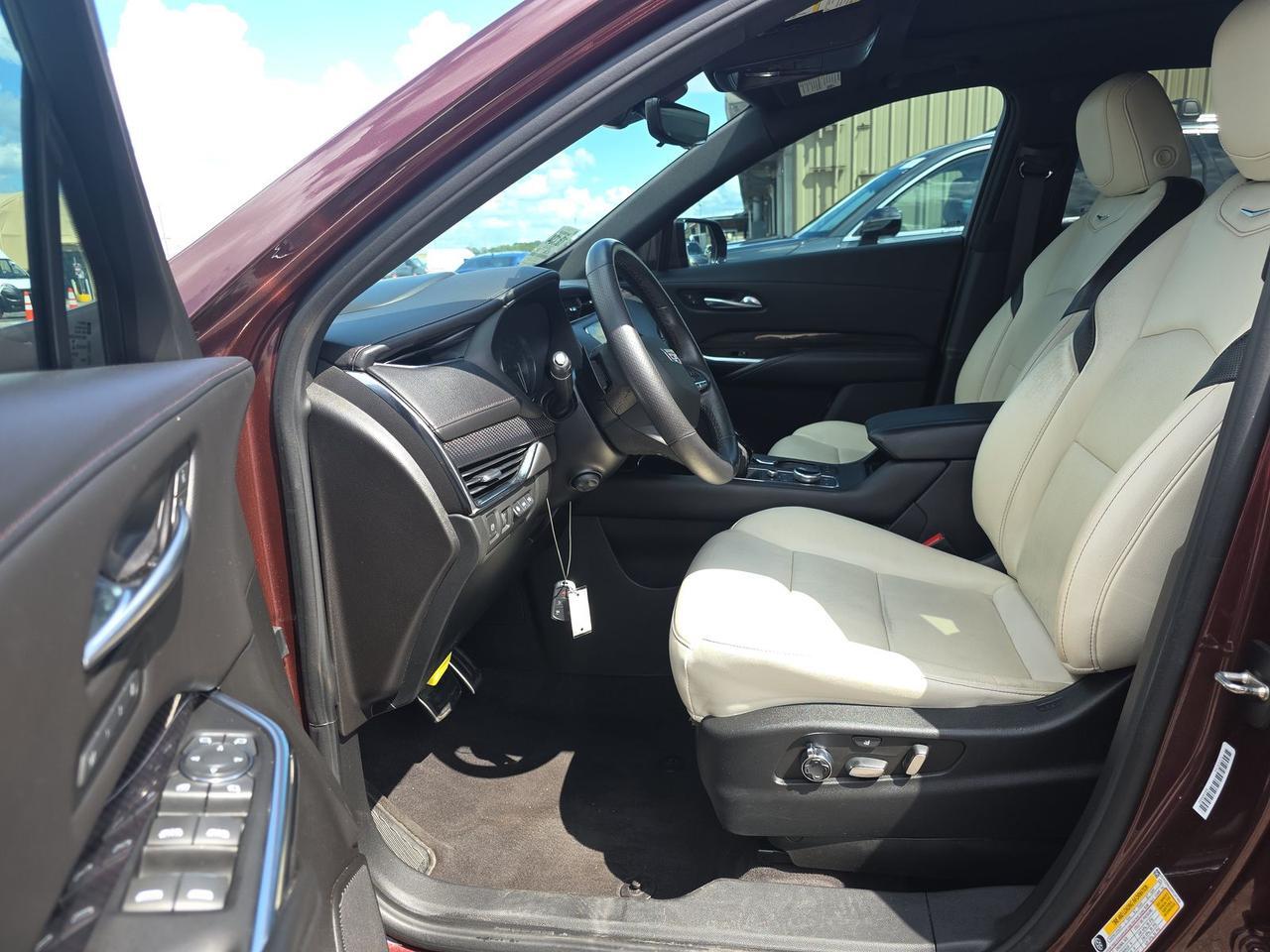 2023 Cadillac XT4 AWD Sport Knoxville TN