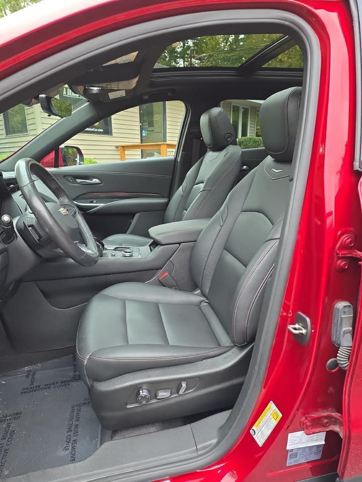 2023 Cadillac XT4 AWD Sport Sand Lake NY
