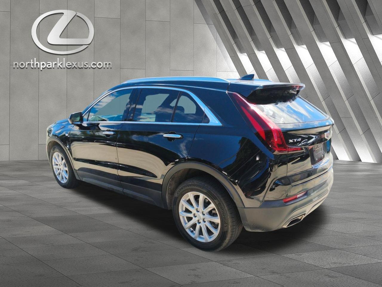2023 Cadillac XT4 FWD Luxury