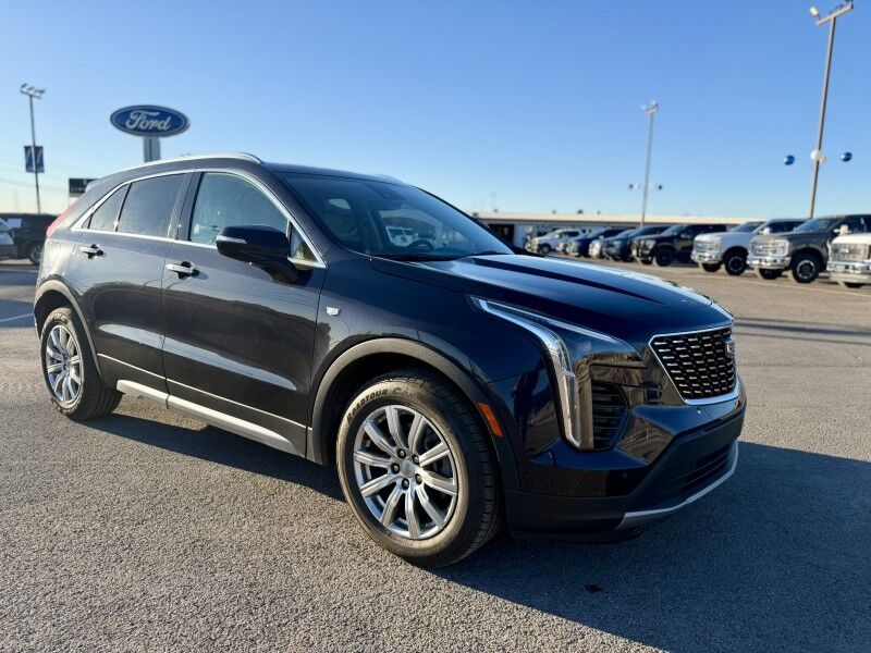 2023 Cadillac XT4 FWD Premium Luxury