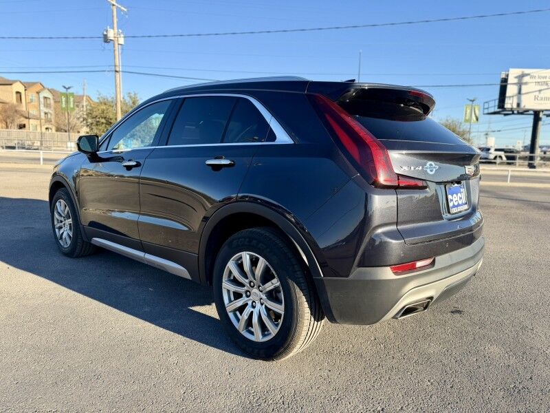 2023 Cadillac XT4 FWD Premium Luxury