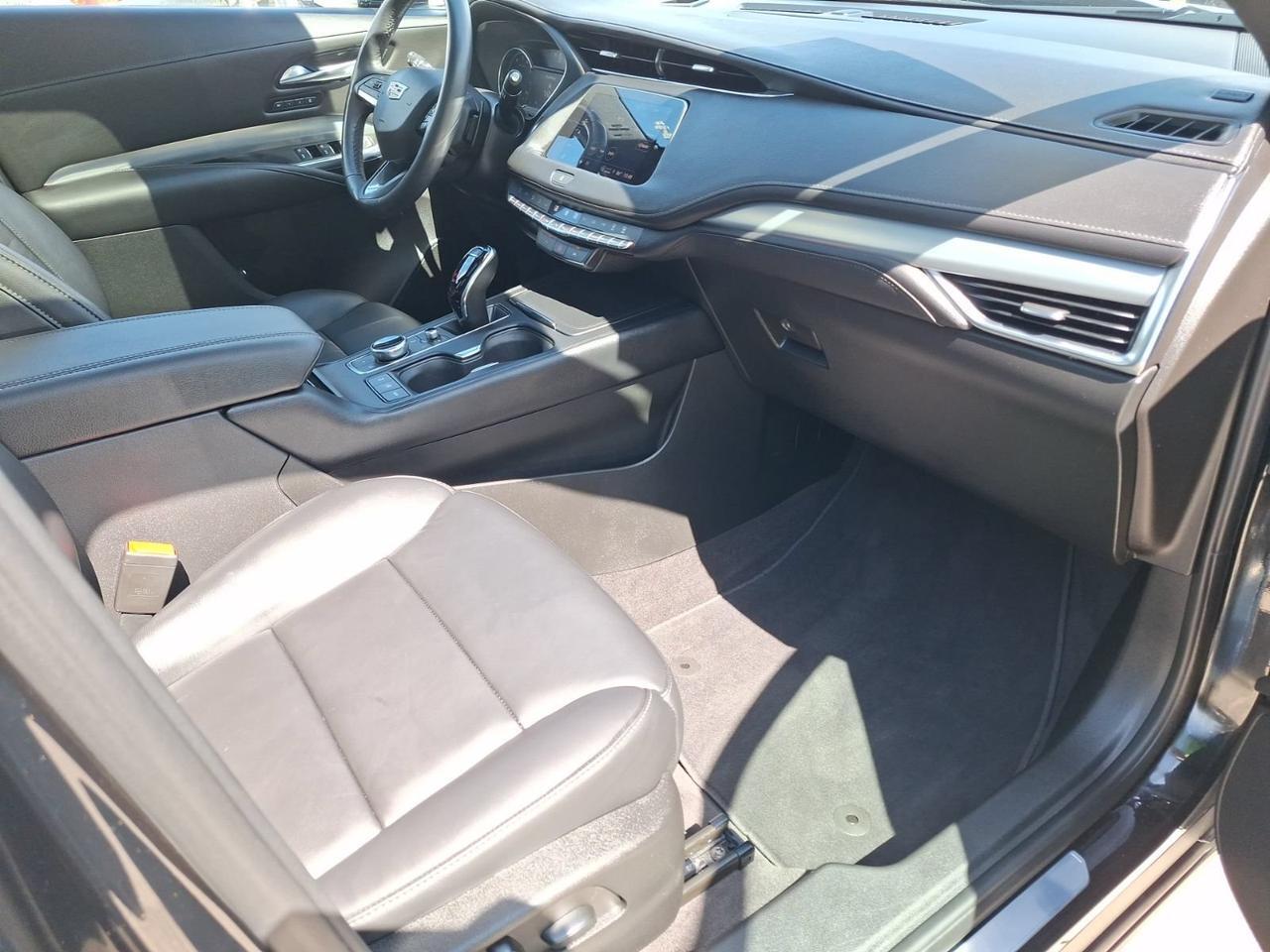 2023 Cadillac XT4 FWD Premium Luxury Hurst TX