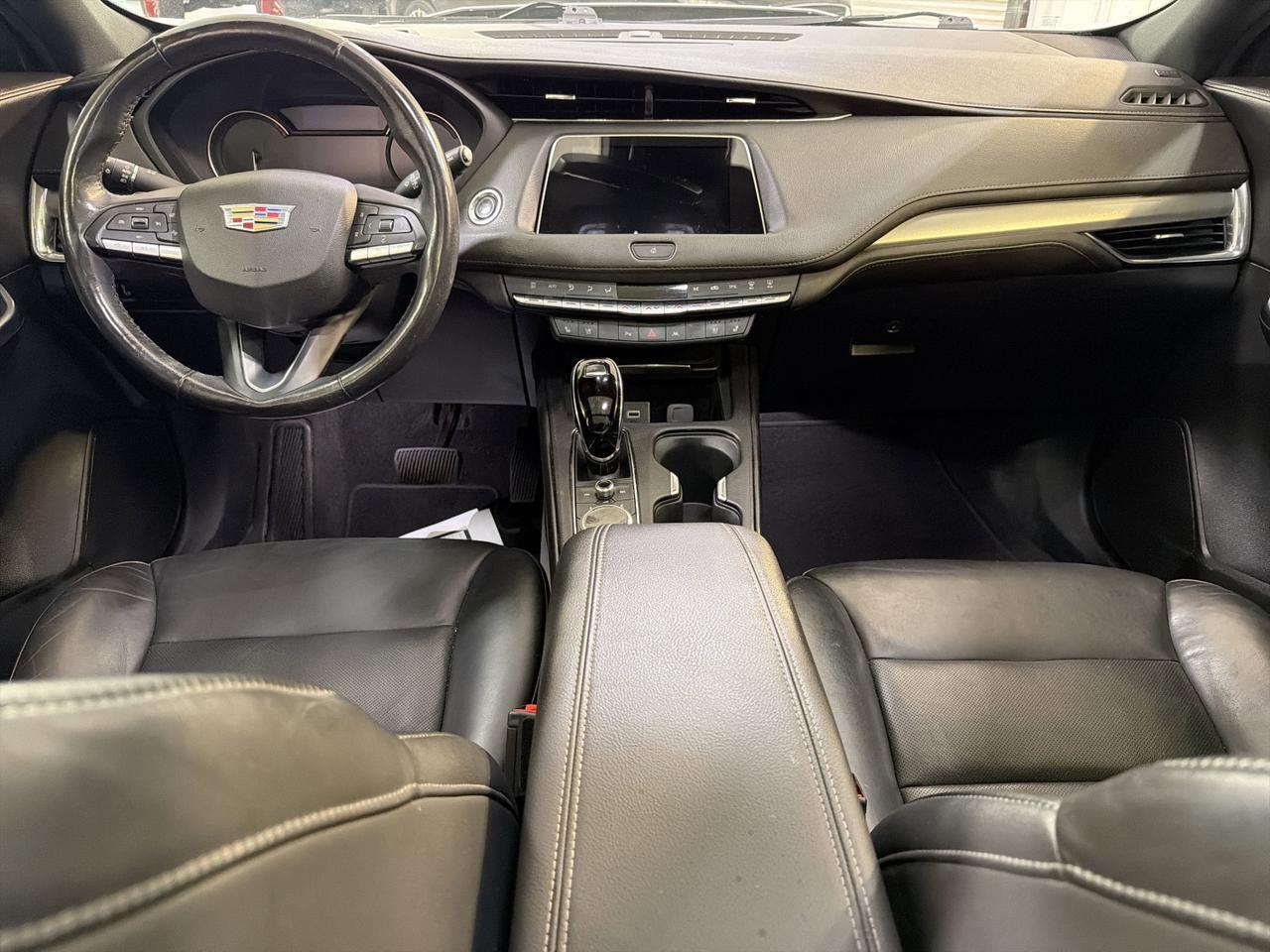 2023 Cadillac XT4 FWD Premium Luxury San Antonio TX