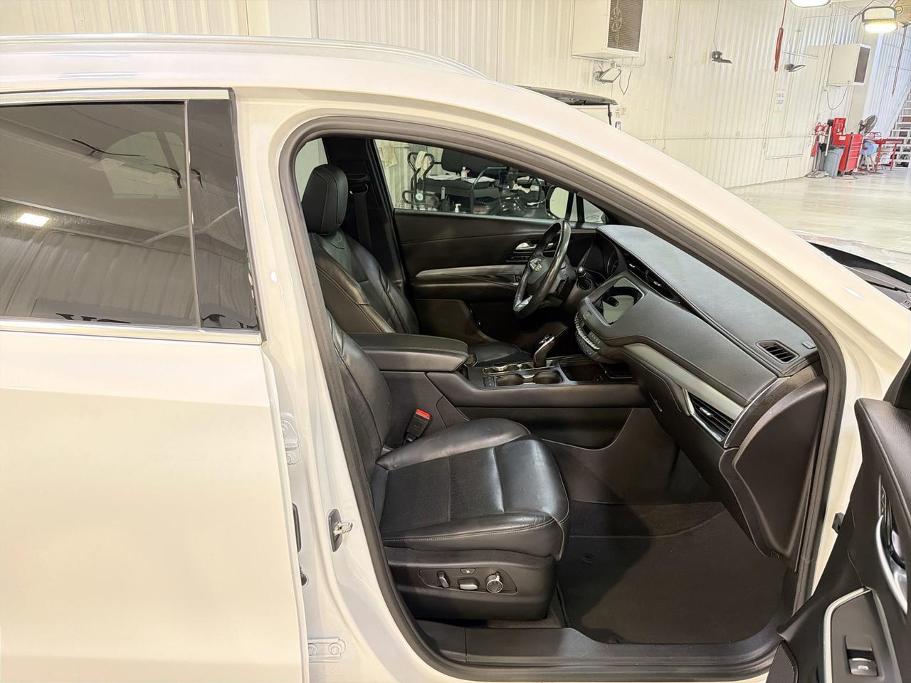 2023 Cadillac XT4 FWD Premium Luxury San Antonio TX