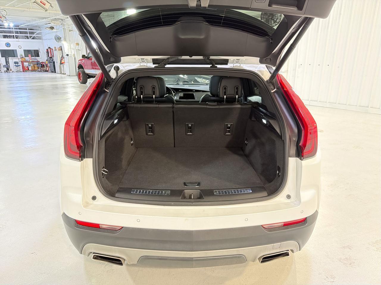 2023 Cadillac XT4 FWD Premium Luxury San Antonio TX