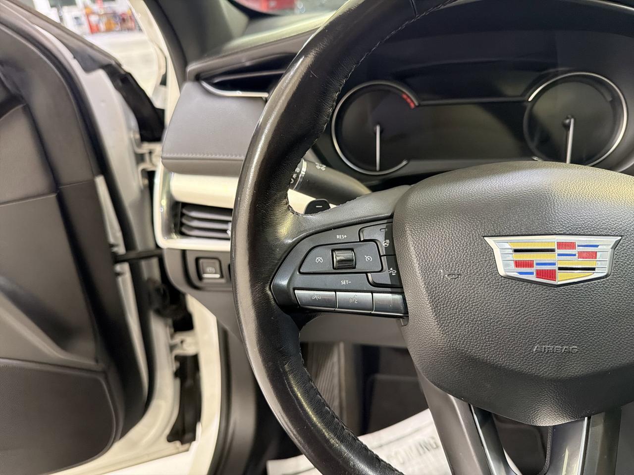 2023 Cadillac XT4 FWD Premium Luxury San Antonio TX