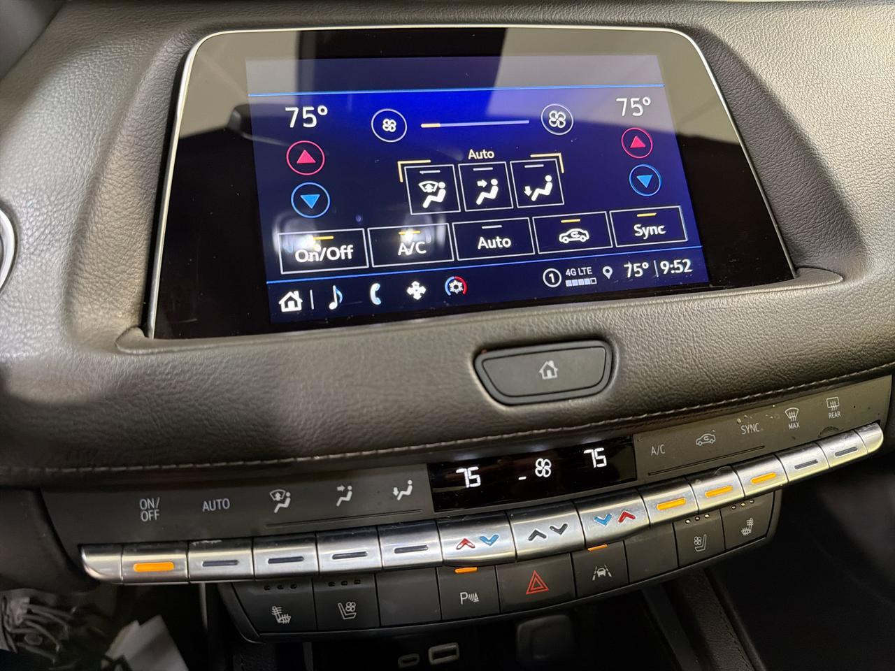 2023 Cadillac XT4 FWD Premium Luxury San Antonio TX