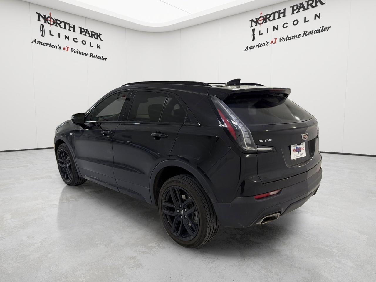 2023 Cadillac XT4 FWD Sport