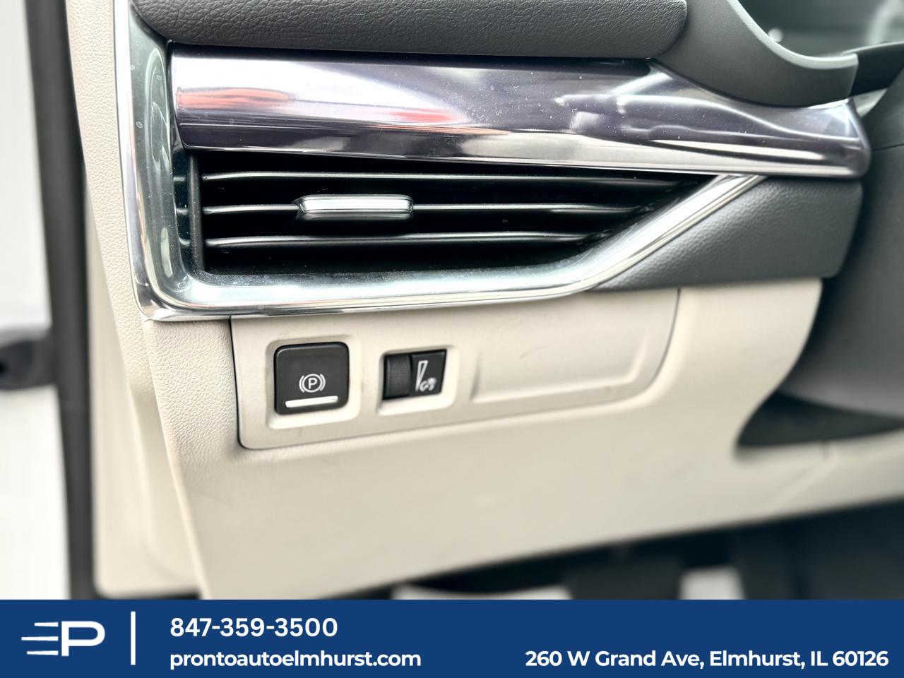 2023 Cadillac XT4 Luxury Elmhurst IL