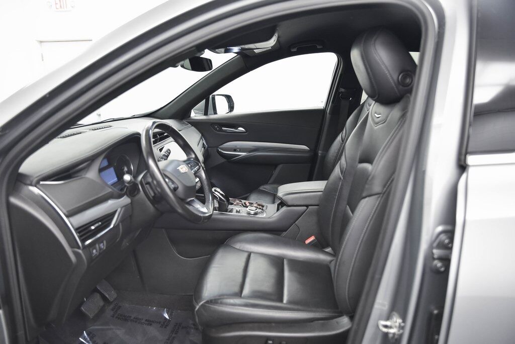 2023 Cadillac XT4 Premium Luxury AKRON OH