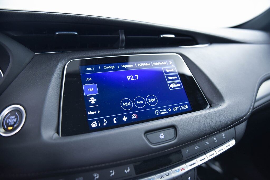 2023 Cadillac XT4 Premium Luxury AKRON OH