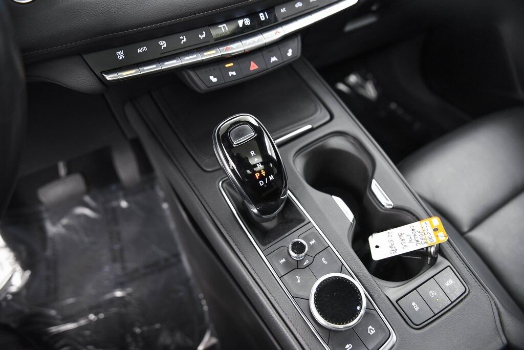 2023 Cadillac XT4 Premium Luxury AKRON OH