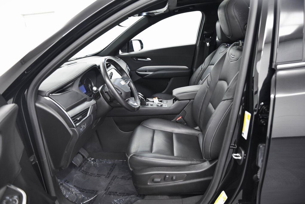 2023 Cadillac XT4 Premium Luxury AKRON OH