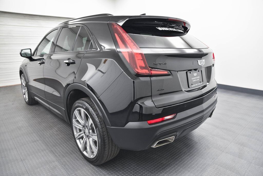 2023 Cadillac XT4 Premium Luxury AKRON OH