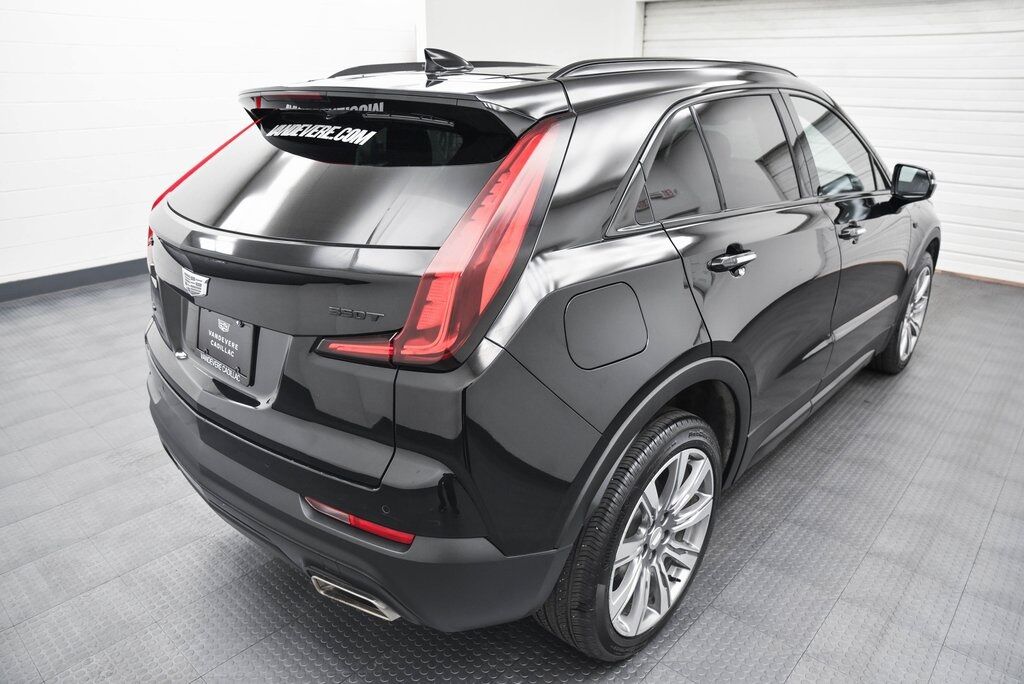 2023 Cadillac XT4 Premium Luxury AKRON OH