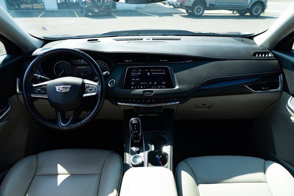 2023 Cadillac XT4 Premium Luxury Milwaukie OR