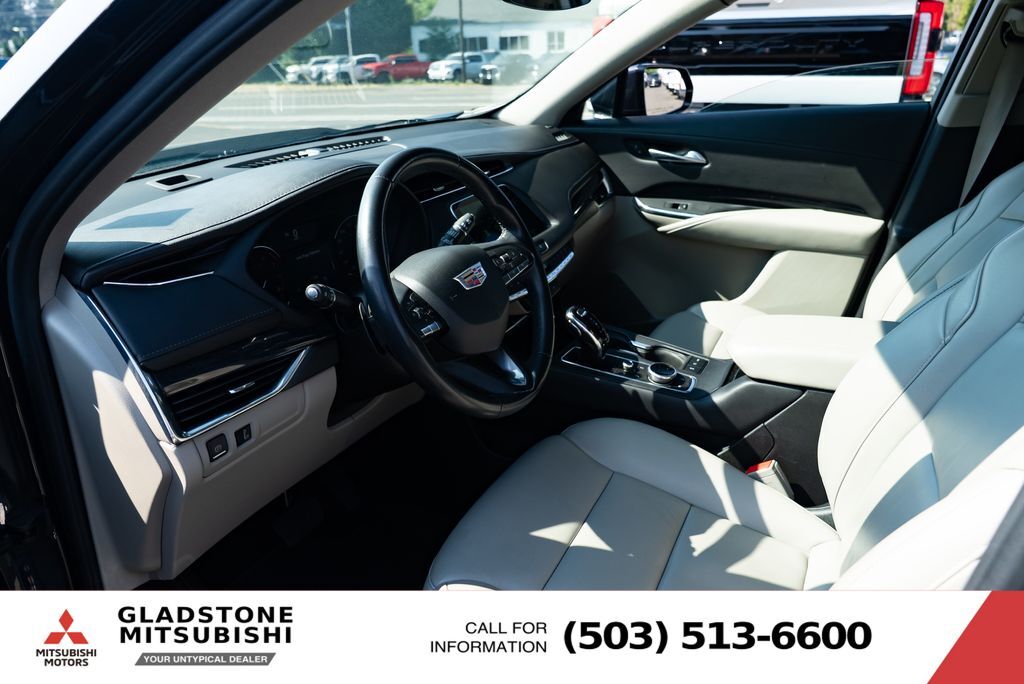 2023 Cadillac XT4 Premium Luxury Milwaukie OR