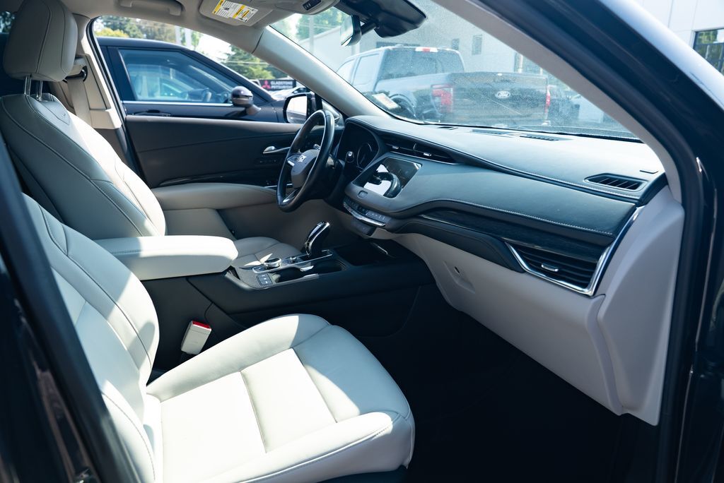 2023 Cadillac XT4 Premium Luxury Milwaukie OR