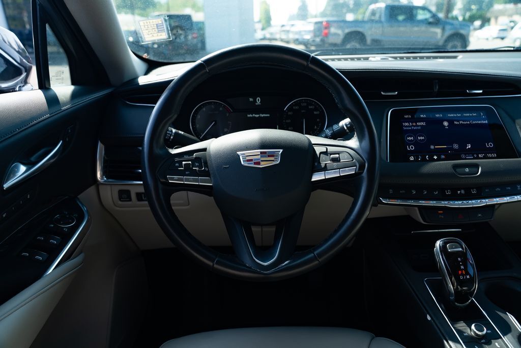 2023 Cadillac XT4 Premium Luxury Milwaukie OR