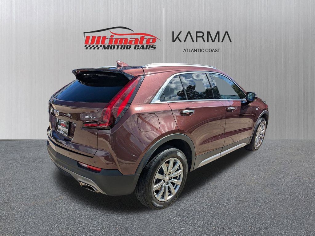 2023 Cadillac XT4 Premium Luxury