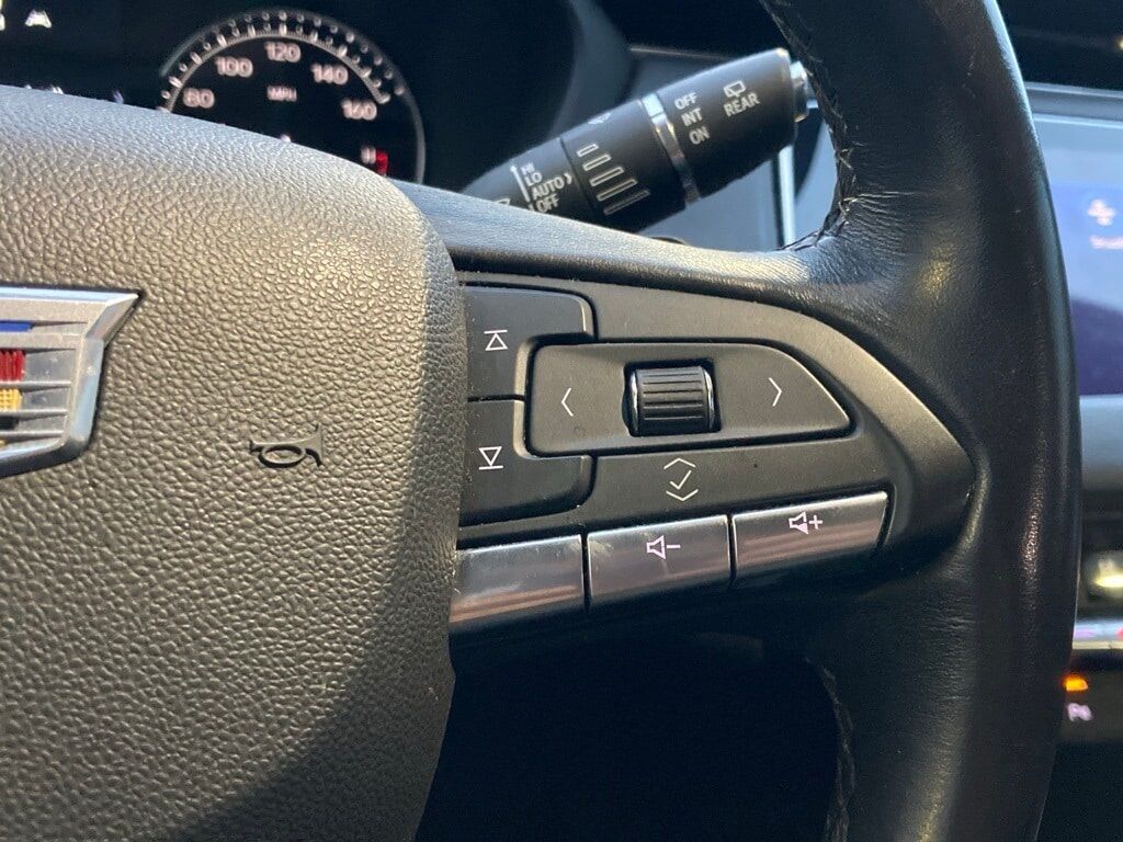 2023 Cadillac XT4 Premium Luxury San Antonio TX