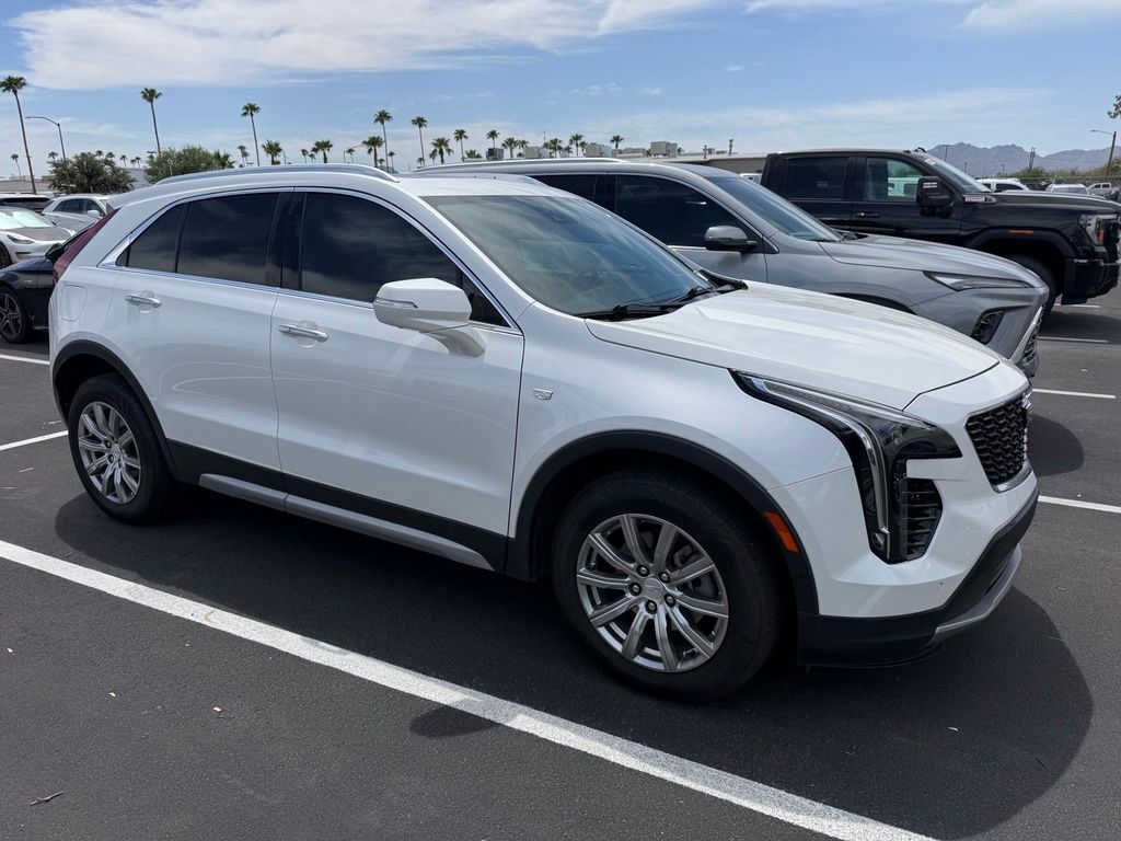 2023 Cadillac XT4 Premium Luxury