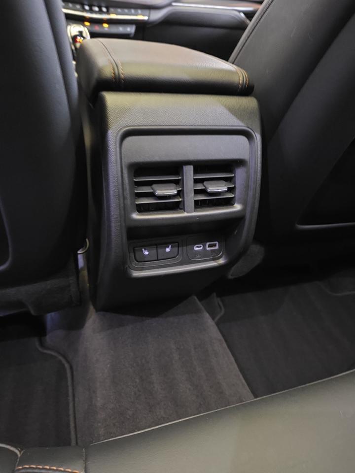 2023 Cadillac XT4 Sport AWD AWD Sport Sand Lake NY