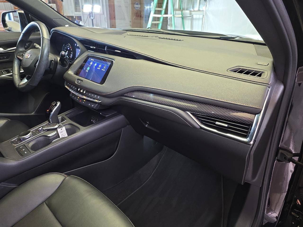 2023 Cadillac XT4 Sport AWD AWD Sport Sand Lake NY