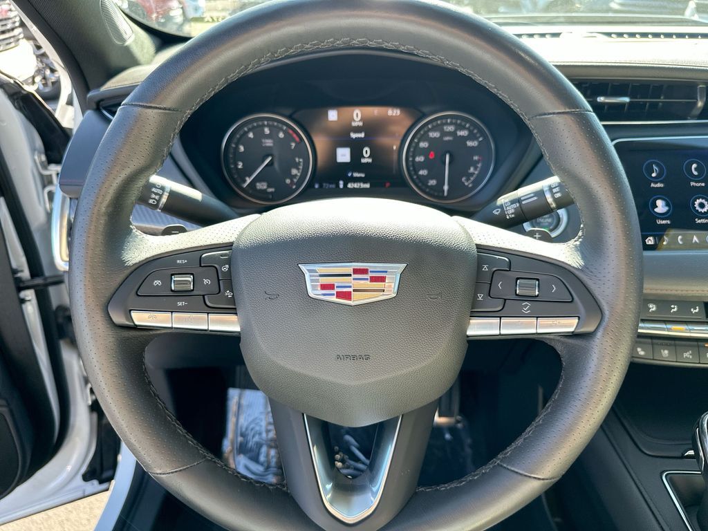 2023 Cadillac XT4 Sport
