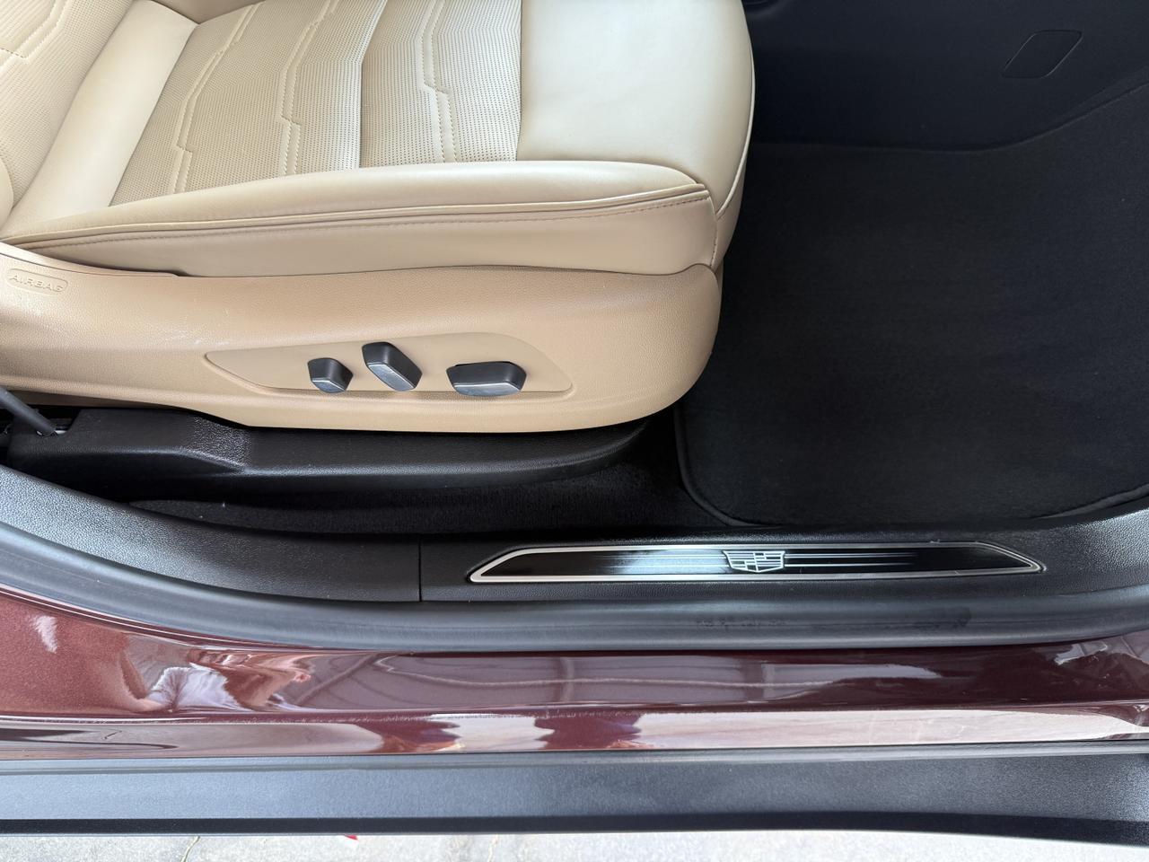 2023 Cadillac XT5 AWD Sport Knoxville TN