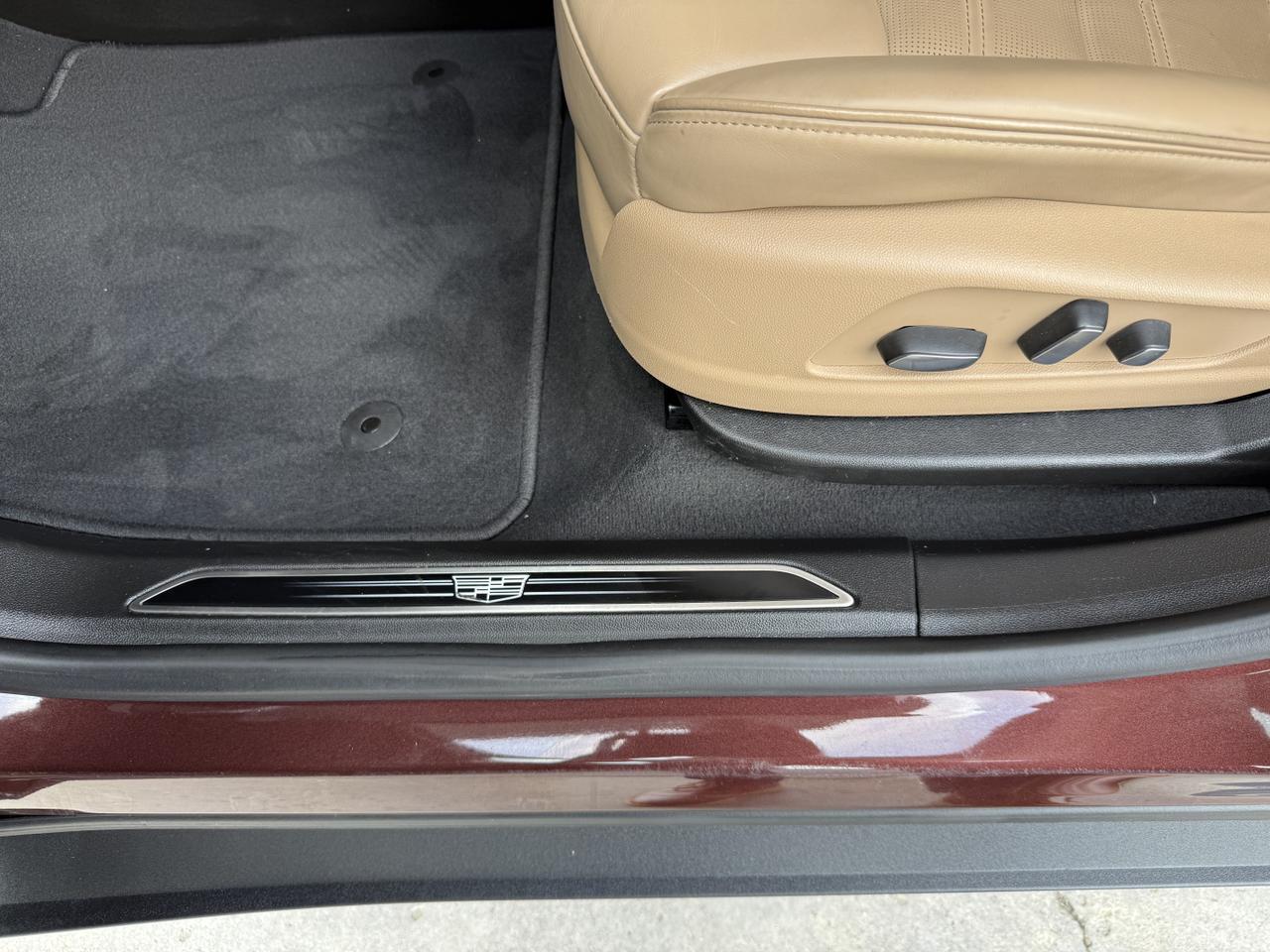 2023 Cadillac XT5 AWD Sport Knoxville TN
