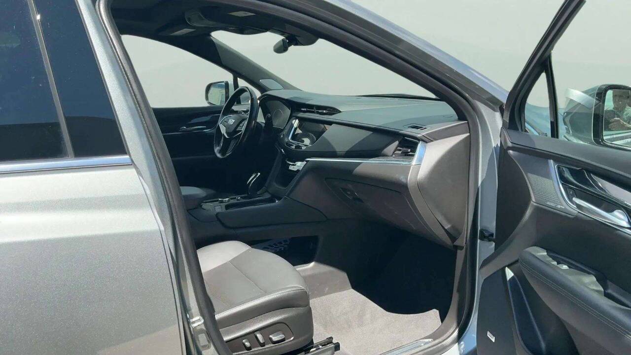 2023 Cadillac XT5 Premium Luxury 4dr SUV Chesterfield MI