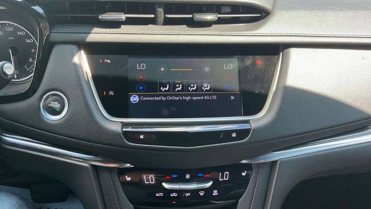 2023 Cadillac XT5 Premium Luxury 4dr SUV Chesterfield MI