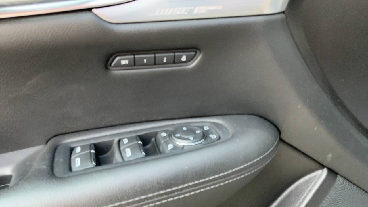 2023 Cadillac XT5 Premium Luxury 4dr SUV Chesterfield MI
