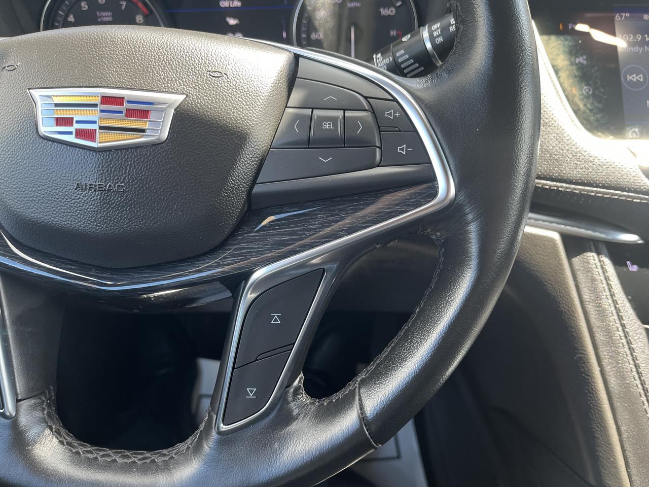 2023 Cadillac XT5 Premium Luxury AWD 3.6L TechnologyPkg w/Sunroof Nav RrCamMirror HD-SrrndVsn Saukville WI
