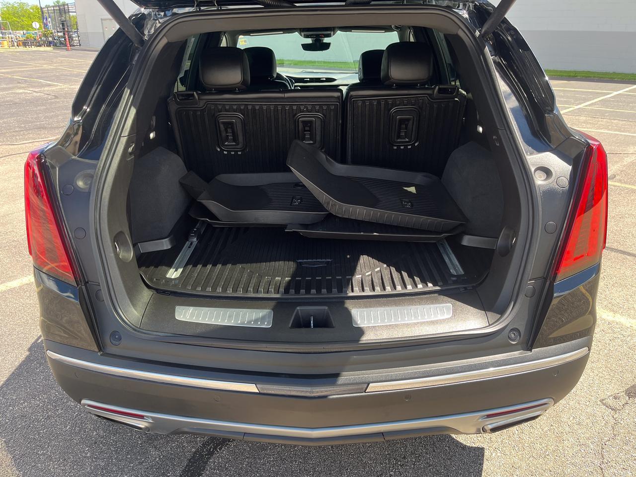 2023 Cadillac XT5 Premium Luxury AWD 3.6L TechnologyPkg w/Sunroof Nav RrCamMirror HD-SrrndVsn Saukville WI