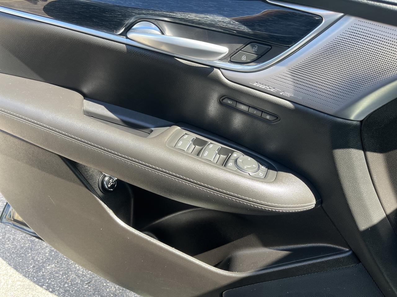 2023 Cadillac XT5 Premium Luxury AWD 3.6L TechnologyPkg w/Sunroof Nav RrCamMirror HD-SrrndVsn Saukville WI