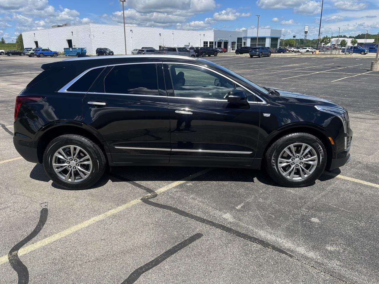 2023 Cadillac XT5 Premium Luxury AWD 3.6L TechnologyPkg w/Sunroof Nav RrCamMirror HD-SrrndVsn Saukville WI