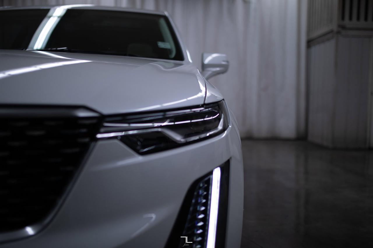 2023 Cadillac XT6 AWD Premium Luxury Leather Roof Nav BCam Red Deer AB