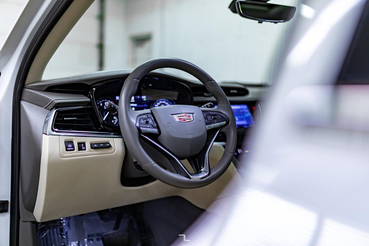 2023 Cadillac XT6 AWD Premium Luxury Leather Roof Nav BCam Red Deer AB