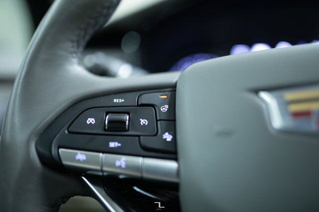 2023 Cadillac XT6 AWD Premium Luxury Leather Roof Nav BCam Red Deer AB