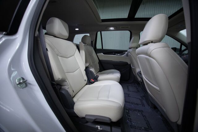 2023 Cadillac XT6 AWD Premium Luxury Leather Roof Nav BCam Red Deer AB