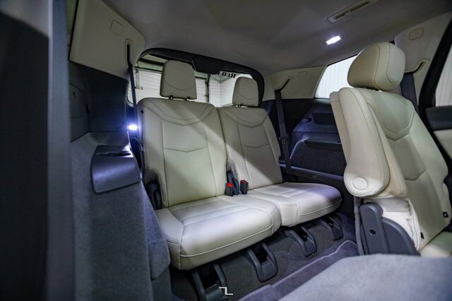 2023 Cadillac XT6 AWD Premium Luxury Leather Roof Nav BCam Red Deer AB