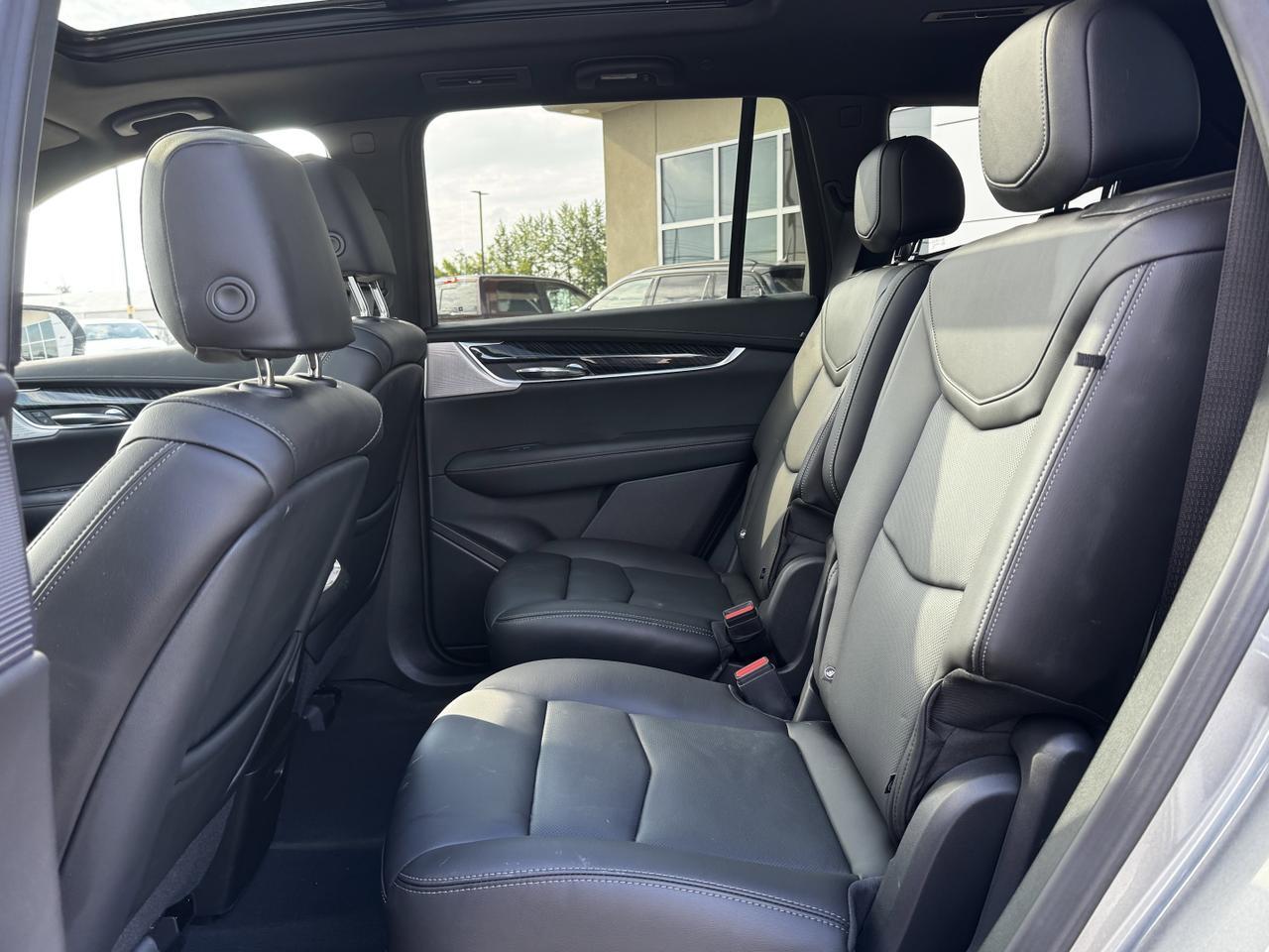 2023 Cadillac XT6 AWD Premium Luxury SUV | V6 | Low KMs | Remote Start | Hands Free Liftgate | Backup Camera Redwater AB
