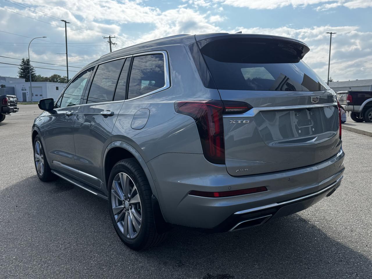 2023 Cadillac XT6 AWD Premium Luxury SUV | V6 | Low KMs | Remote Start | Hands Free Liftgate | Backup Camera Redwater AB