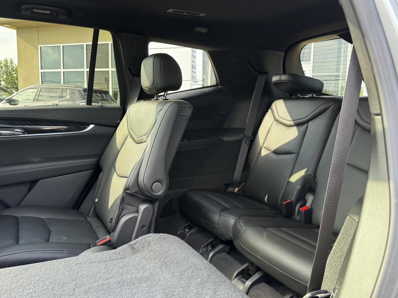 2023 Cadillac XT6 AWD Premium Luxury SUV | V6 | Low KMs | Remote Start | Hands Free Liftgate | Backup Camera Redwater AB