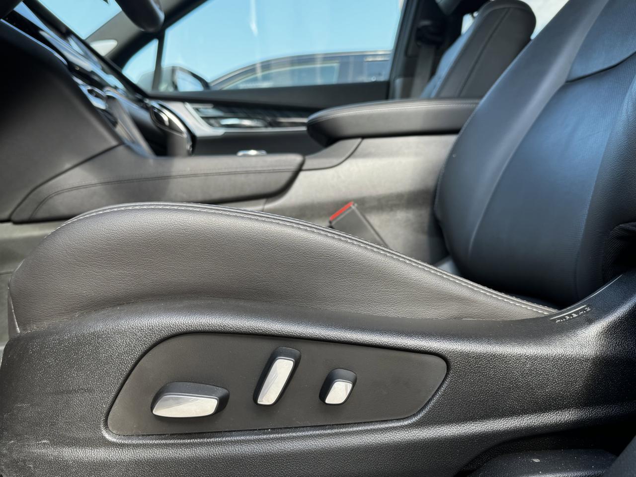 2023 Cadillac XT6 AWD Premium Luxury SUV | V6 | Low KMs | Remote Start | Hands Free Liftgate | Backup Camera Redwater AB