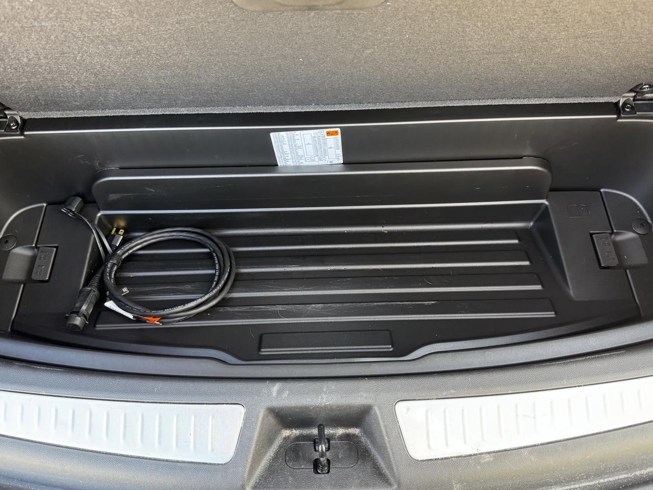2023 Cadillac XT6 AWD Premium Luxury SUV | V6 | Low KMs | Remote Start | Hands Free Liftgate | Backup Camera Redwater AB