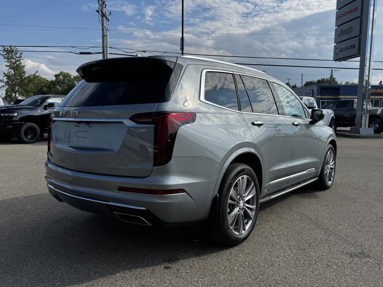 2023 Cadillac XT6 AWD Premium Luxury SUV | V6 | Low KMs | Remote Start | Hands Free Liftgate | Backup Camera Redwater AB