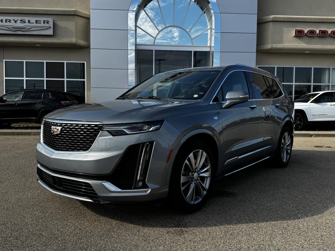 2023 Cadillac XT6 AWD Premium Luxury SUV | V6 | Low KMs | Remote Start | Hands Free Liftgate | Backup Camera Redwater AB